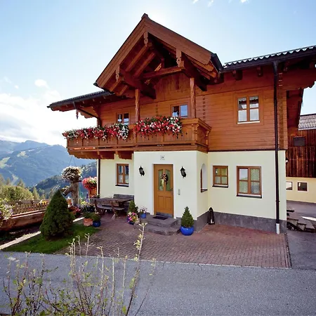Cozy Near The Area, Cleaning Included * واغراين